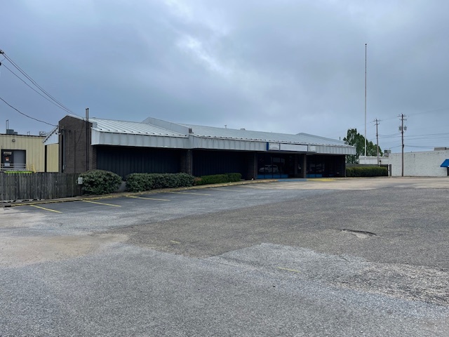 Primary Photo Of 1503 2nd Ave, Opelika Storefront For Lease