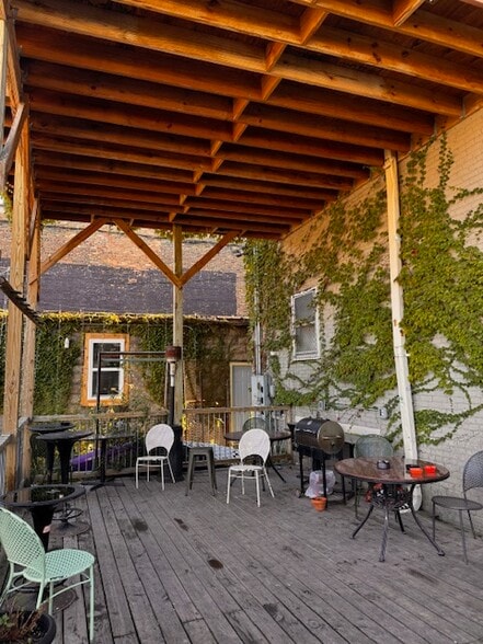 More Photos Of 534-538 W National Ave, Milwaukee Apartments For Sale