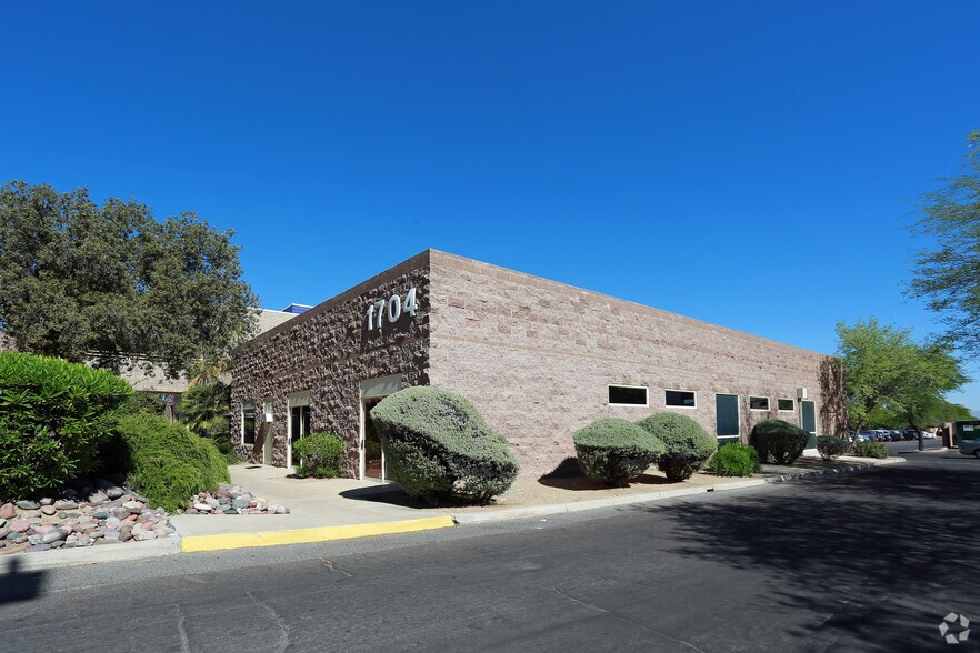 More Photos Of 1704 W Anklam Rd, Tucson Medical For Lease