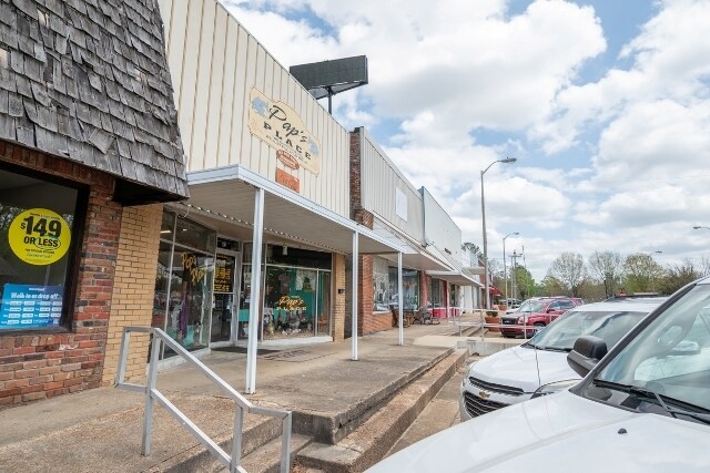 Primary Photo Of 63 Main Street, Ackerman Specialty For Sale