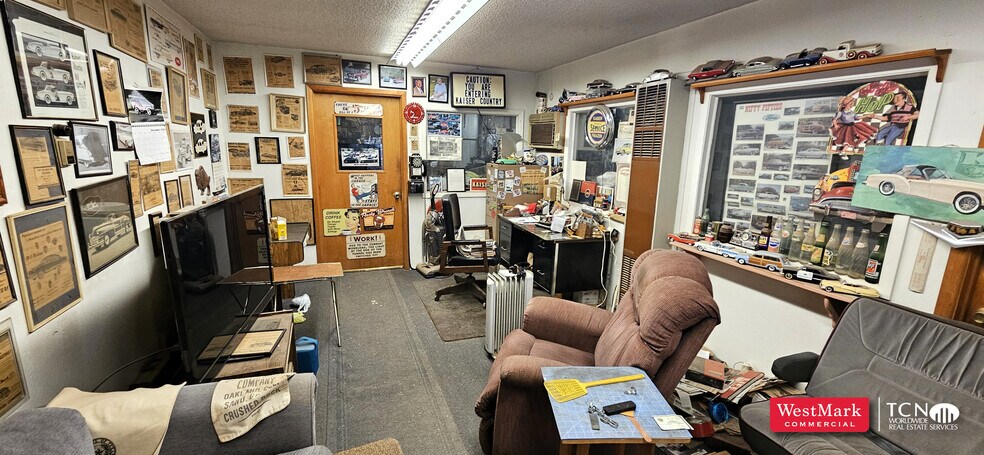 More Photos Of 12901 Avenue J, Lubbock Warehouse For Sale