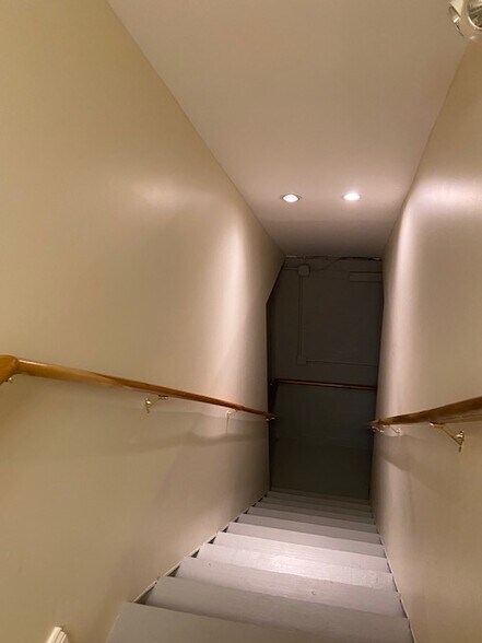 More Photos Of 5893 Main St, Trumbull Storefront Retail Office For Lease