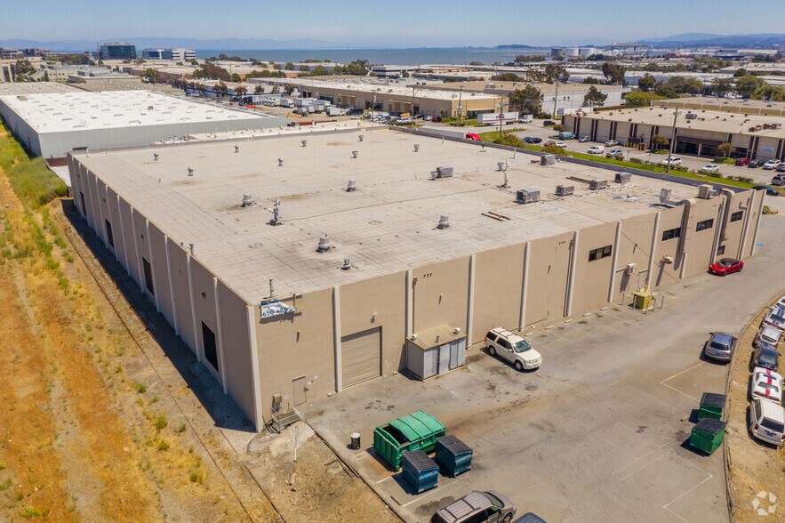 More Photos Of 233 E Harris Ave, South San Francisco Manufacturing For Lease