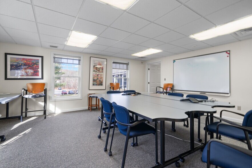 More Photos Of 360 State Route 101, Bedford Office For Sale