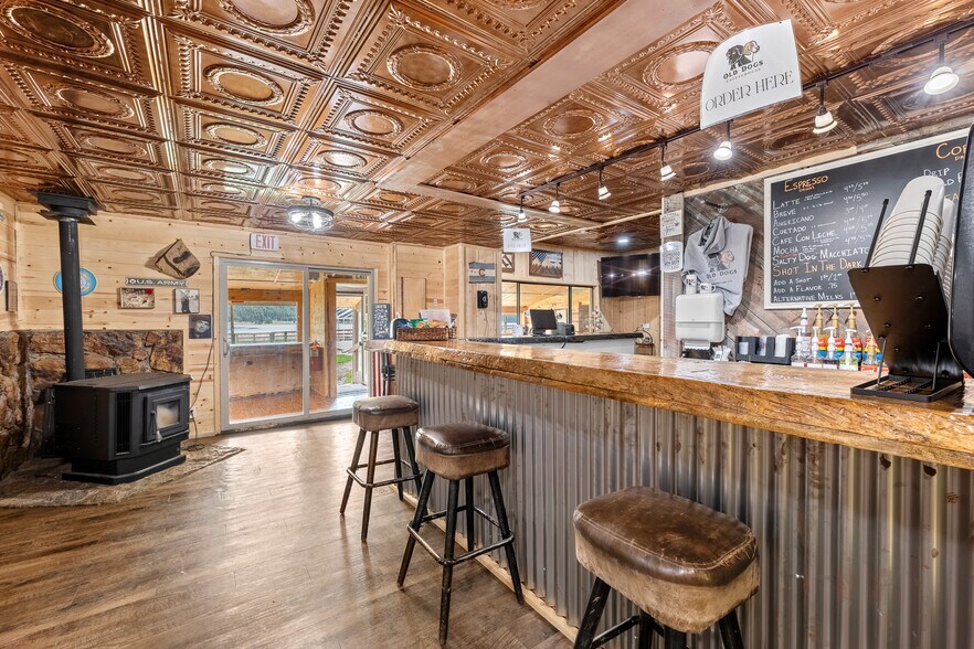 More Photos Of 17460 County Road 501, Bayfield Restaurant For Lease