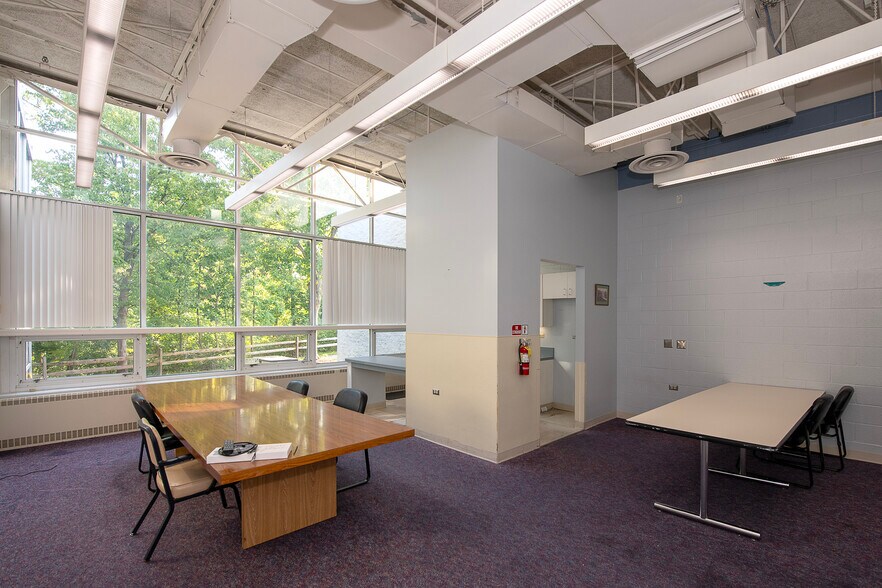 More Photos Of 14775 Broadway Ave, Maple Heights Flex For Sale