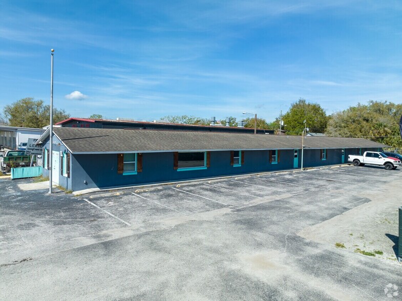 More Photos Of , Altamonte Springs General Retail For Sale