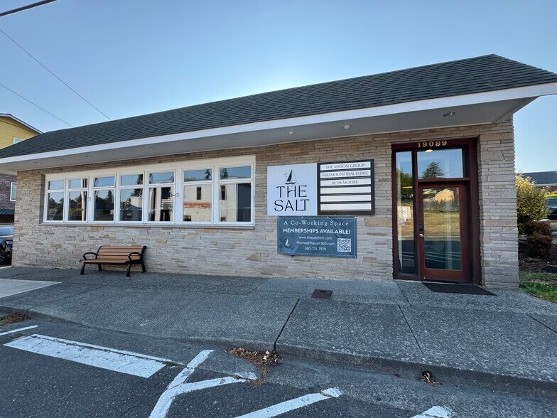 More Photos Of 19089 Jensen Way, Poulsbo Office For Sale