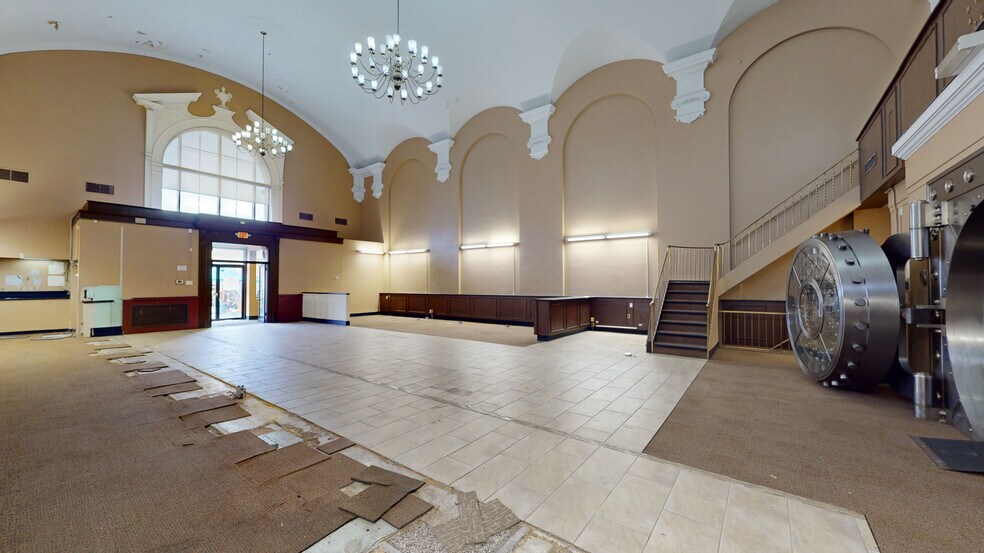 More Photos Of 235 Rockaway Ave, Valley Stream Office For Lease