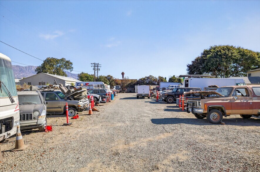 More Photos Of 870 Corporation St, Santa Paula Land For Sale