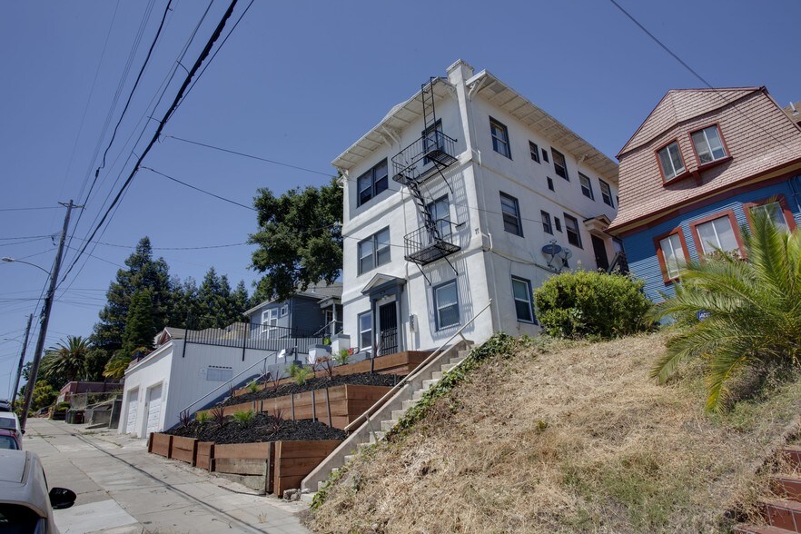More Photos Of 1364 E 27th St, Oakland Apartments For Sale