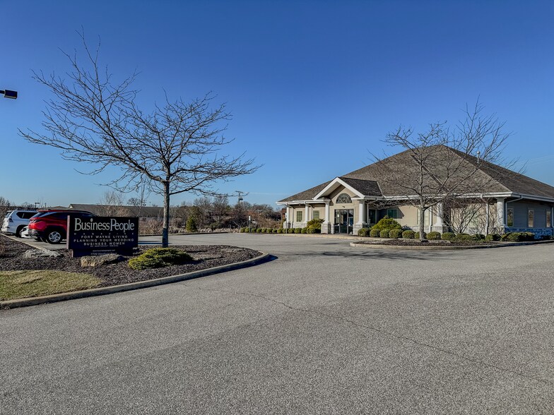 More Photos Of 7729 Westfield Dr, Fort Wayne Medical For Lease