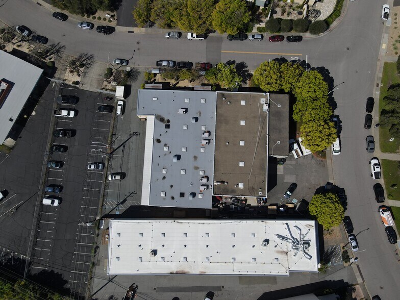 More Photos Of 7-11 Mark Dr, San Rafael Warehouse For Sale