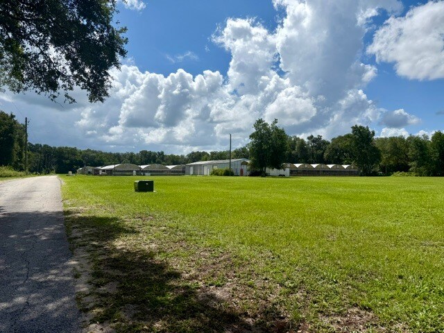 More Photos Of 33322 County Road 437, Sorrento Specialty For Sale