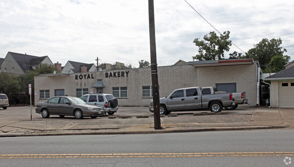 More Photos Of 1841 Fairview St, Houston Manufacturing For Sale