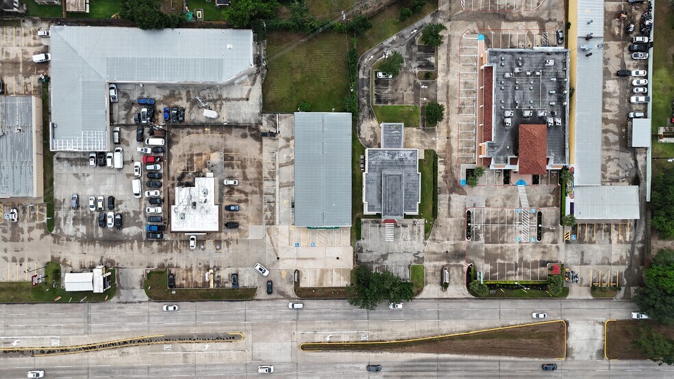 More Photos Of 1155 S Mason Rd, Katy Freestanding For Sale