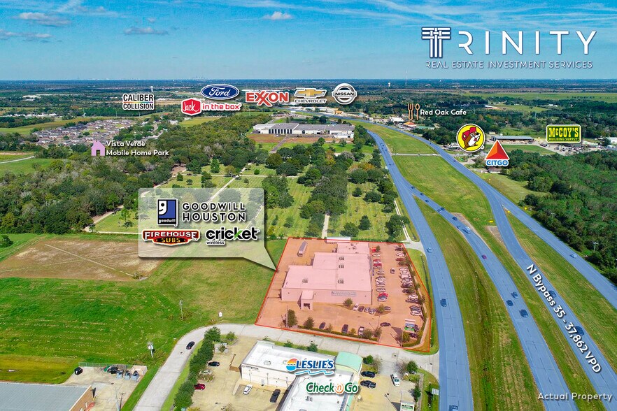 More Photos Of 253 Bypass 35 N, Alvin Unknown For Lease