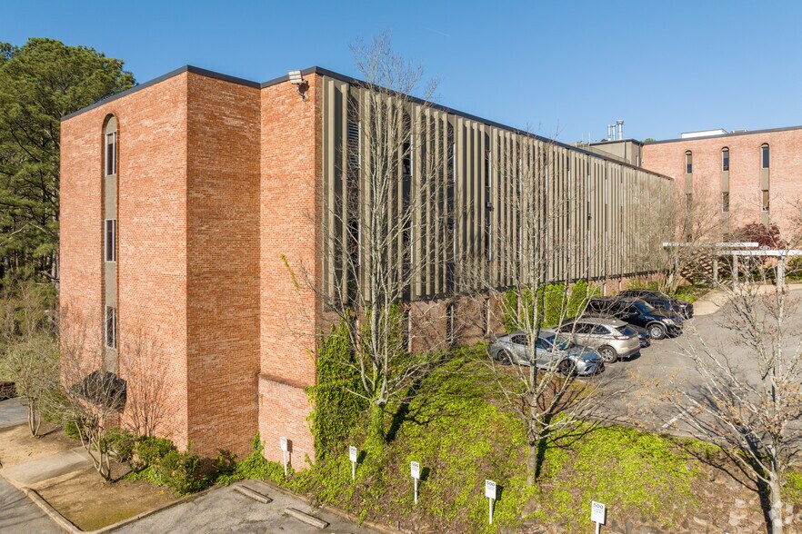 More Photos Of 500 Office Park Dr, Birmingham Office For Lease