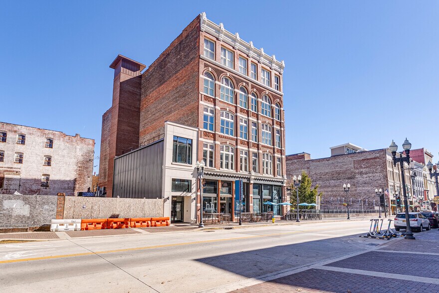 More Photos Of 312 S Gay St, Knoxville Office Residential For Sale