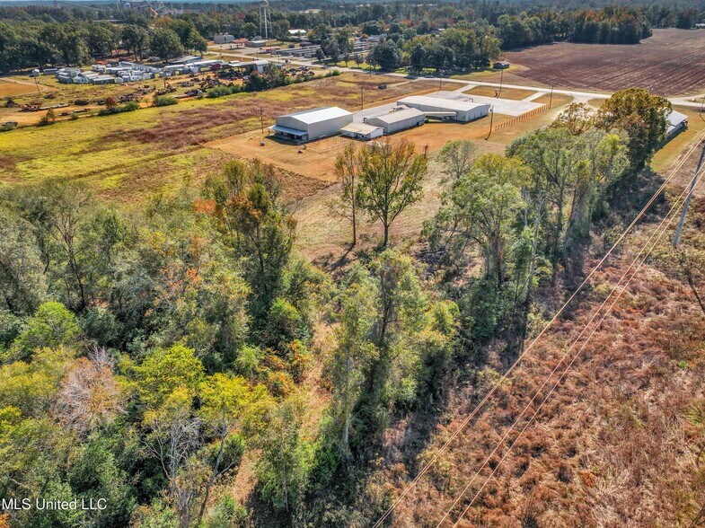 More Photos Of 6238 MS-198, Lucedale Specialty For Sale