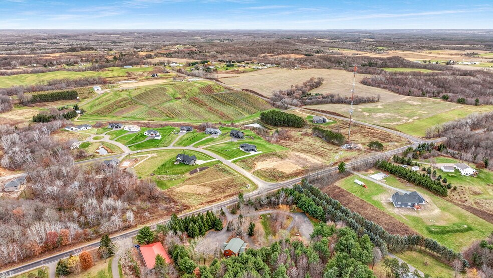 More Photos Of 18061 County Highway OO, Chippewa Falls Flex For Sale