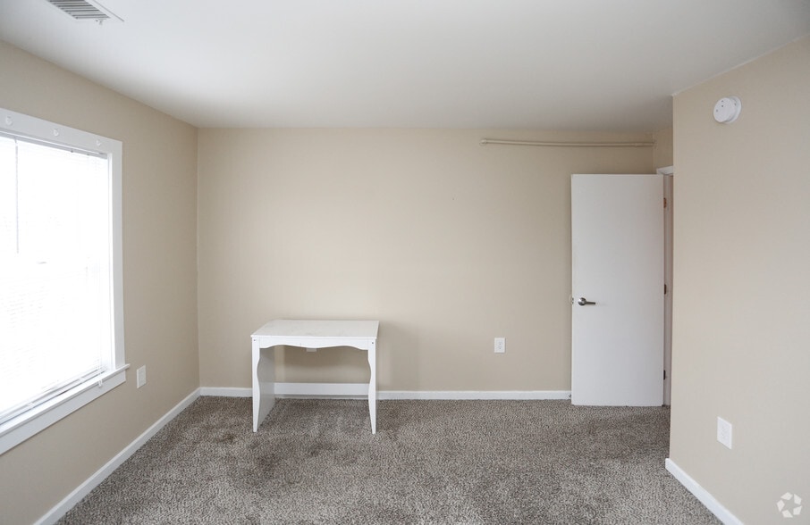 More Photos Of 550 Fletcher Ave, Indianapolis Apartments For Sale