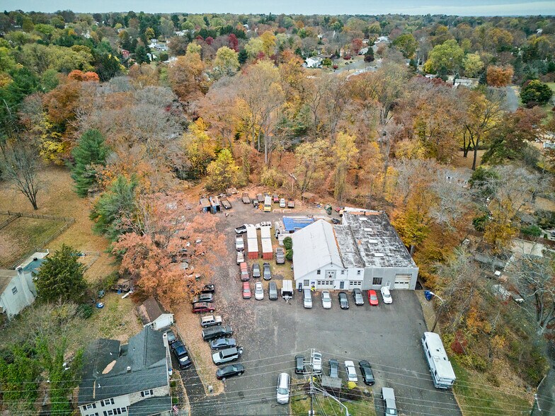 More Photos Of 522 Bustleton Pike, Churchville Auto Repair For Sale