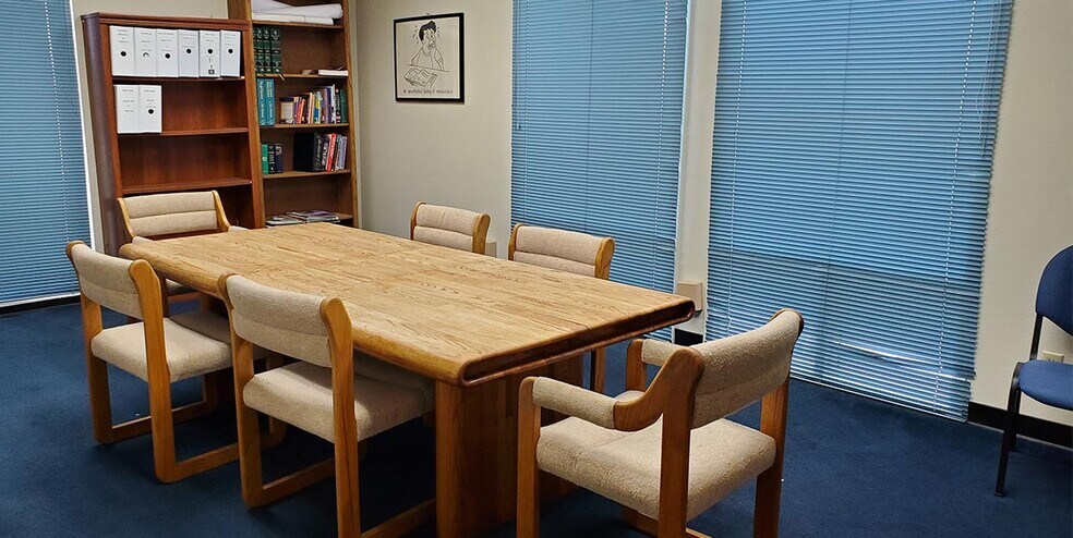 More Photos Of 426 Barcellus Ave, Santa Maria Medical For Lease