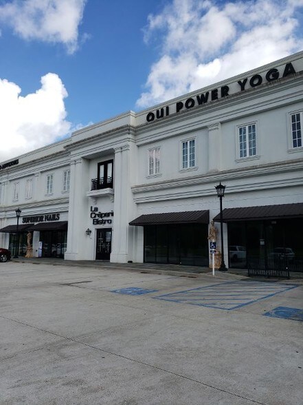 More Photos Of 1921 Kaliste Saloom Rd, Lafayette Restaurant For Sale