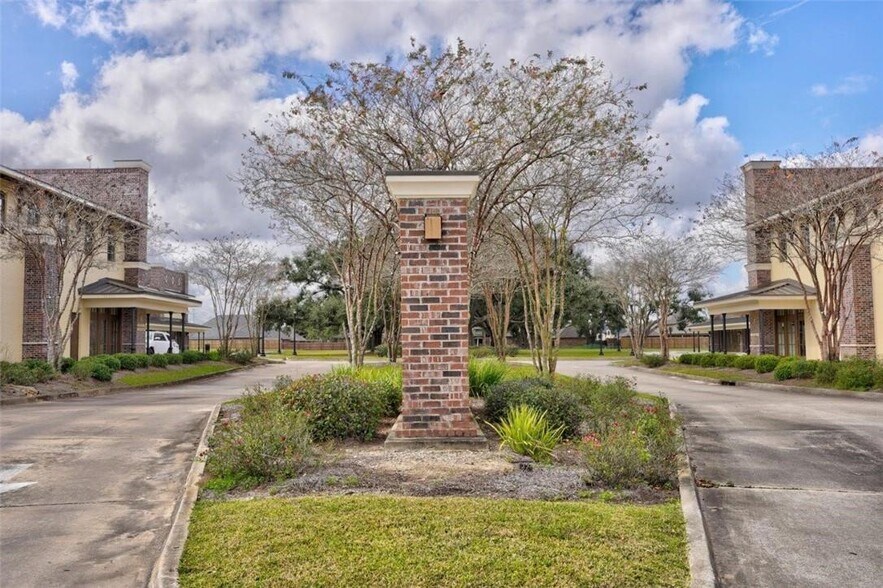 More Photos Of 5656 Nelson Rd, Lake Charles Unknown For Lease