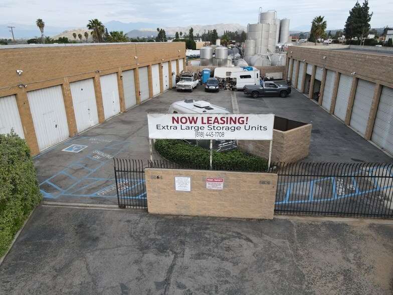 Primary Photo Of 5870 Jasmine St, Riverside Self Storage For Sale