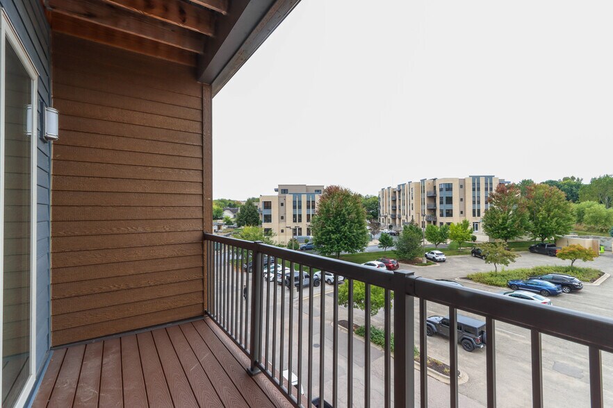More Photos Of 610 Junction Rd, Madison Apartments For Sale
