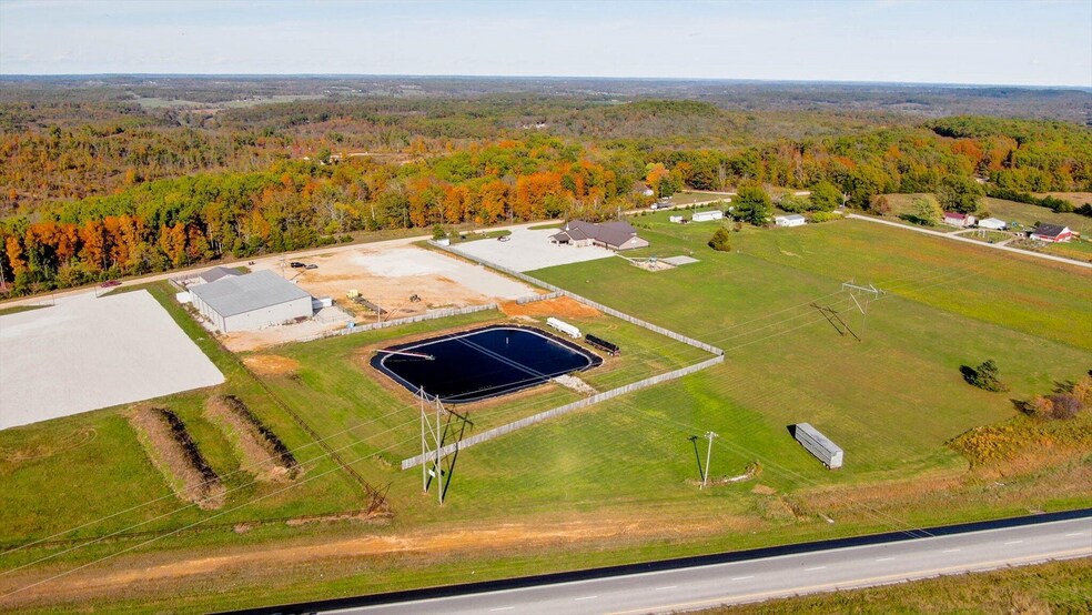 More Photos Of 558 Lucky Rd, Seymour Service For Sale