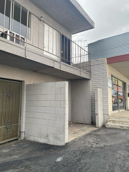 More Photos Of 1022-28 Broadway, El Cajon Storefront Retail Residential For Lease