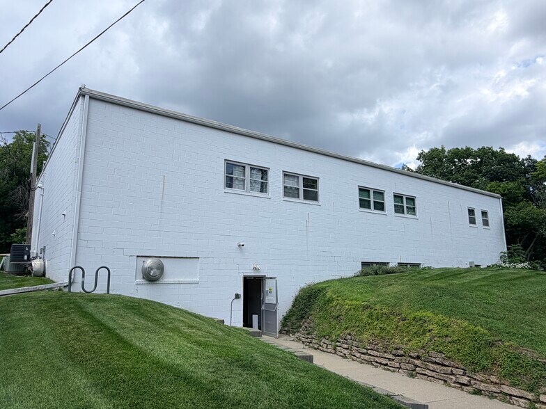 More Photos Of 644 24th St, Des Moines Specialty For Sale