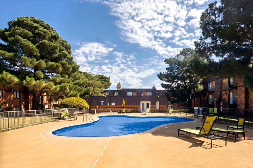 More Photos Of 5202 Bangor Ave, Lubbock Apartments For Sale