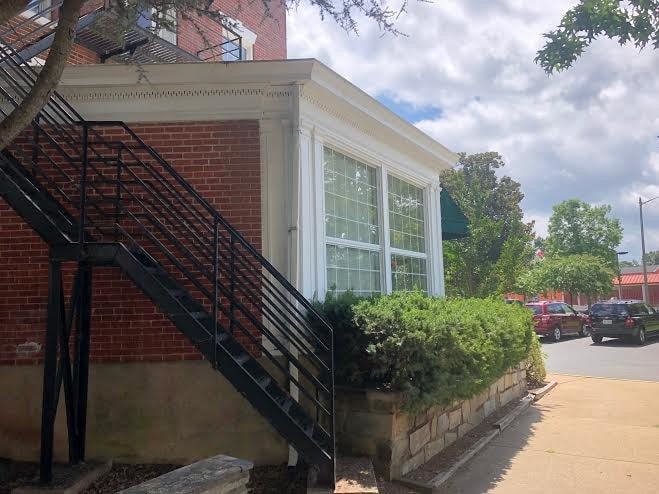 More Photos Of 2217 Princess Anne St, Fredericksburg Office Residential For Lease