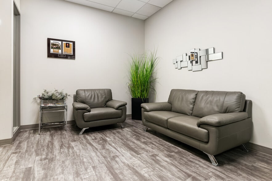 More Photos Of 13310 111 Av NW, Edmonton Unknown For Lease