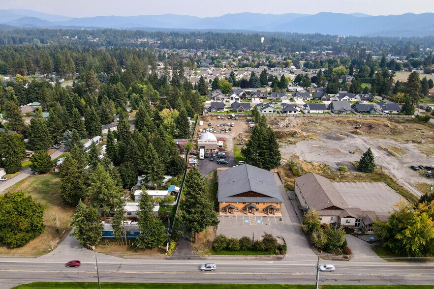 More Photos Of 11370 N Government Way, Hayden General Retail For Sale