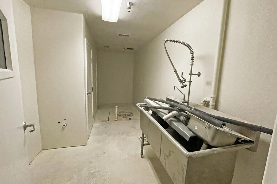 More Photos Of 2500 Folsom Rd, Amarillo Daycare Center For Sale