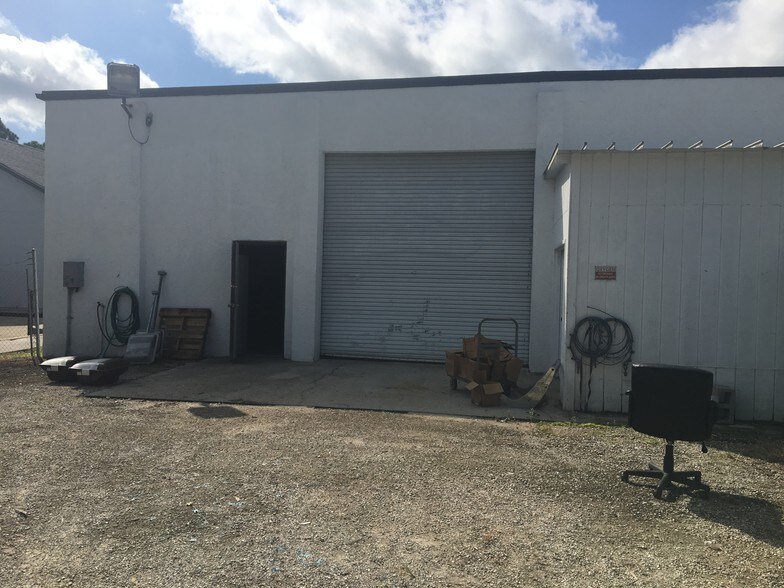 More Photos Of 2890 Harper Rd, Melbourne Industrial For Lease