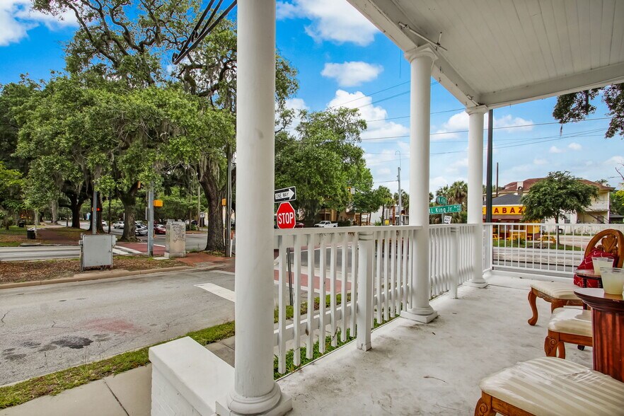 More Photos Of 422 W 43rd St, Savannah Storefront Retail Office For Sale