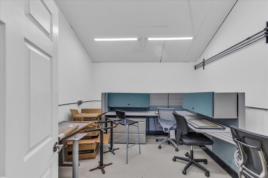 More Photos Of 357 W Main St, Searsport Freestanding For Sale