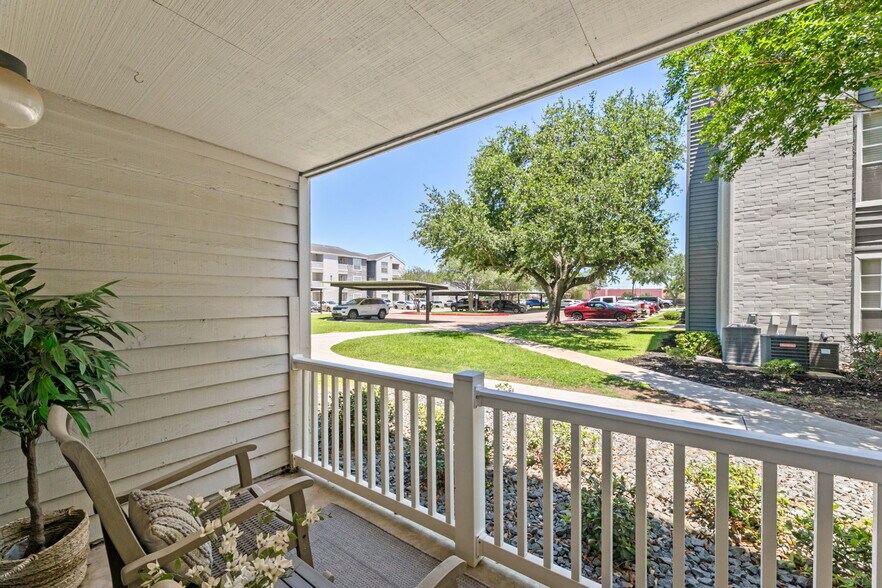 More Photos Of 6635 S Staples St, Corpus Christi Apartments For Sale