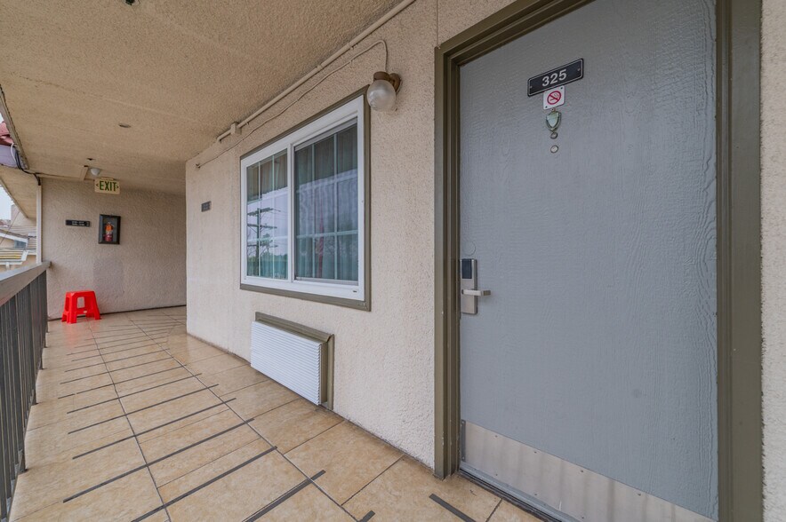 More Photos Of 2156 E Colorado Blvd, Pasadena Hotel For Sale