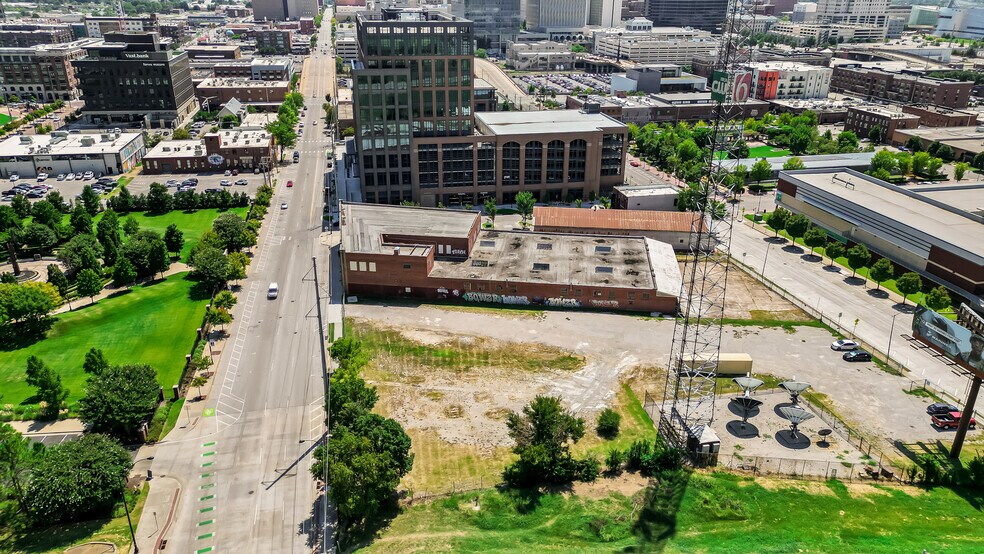 More Photos Of 310 N Detroit Ave, Tulsa Warehouse For Sale