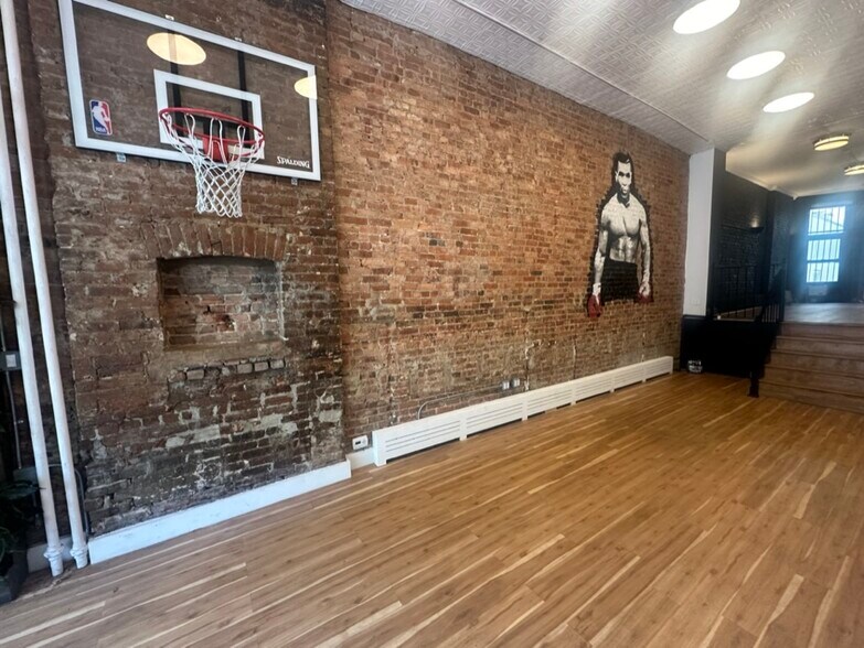 More Photos Of 72 7th Ave, Brooklyn Apartments For Lease