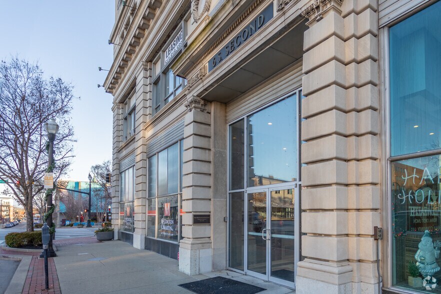 More Photos Of 6 S 2nd St, Hamilton Office For Lease