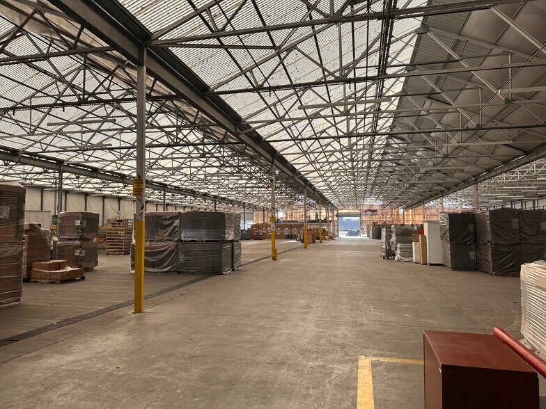 More Photos Of 2651 N Cabrillo Hwy, Half Moon Bay Warehouse For Lease