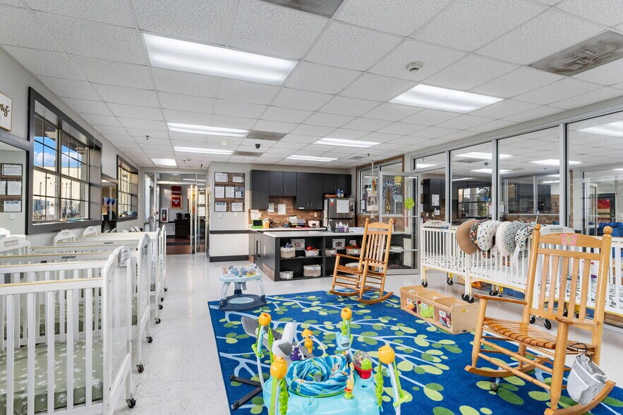 More Photos Of 10002 Camino Bandera, San Antonio Daycare Center For Sale